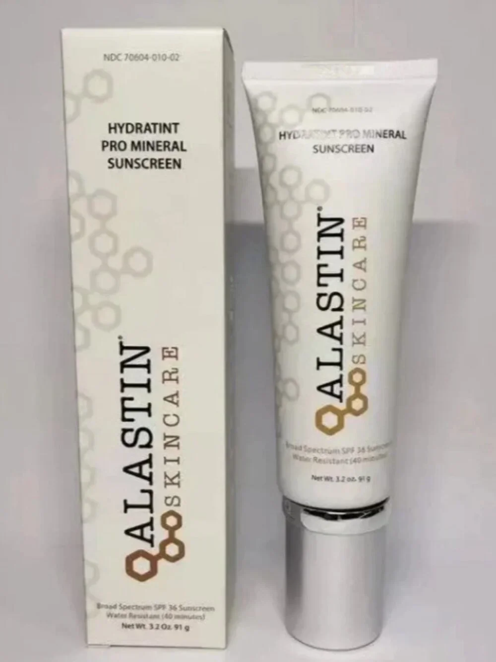 Alastin HydraTint Pro Mineral Sunscreen SPF36 (3.2 oz)